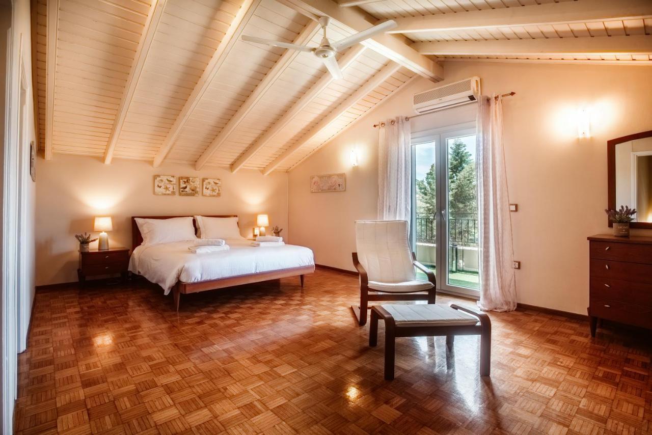 Vila Butterfly - Heated Private Pool & Jacuzzi Alepou