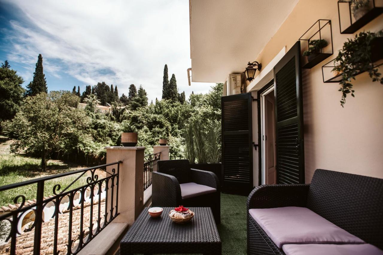 Butterfly - Heated Private Pool & Jacuzzi Vila