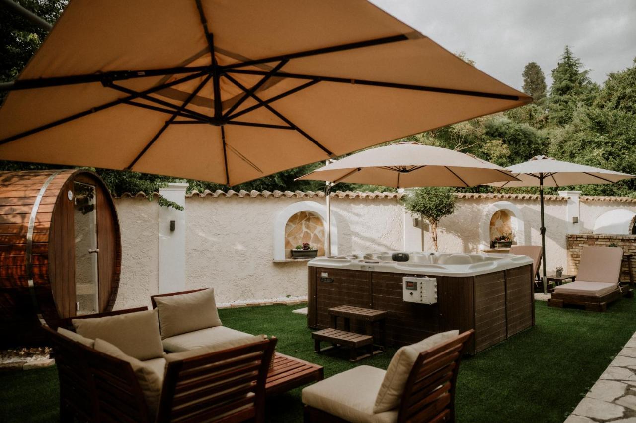 Butterfly - Heated Private Pool & Jacuzzi Vila *