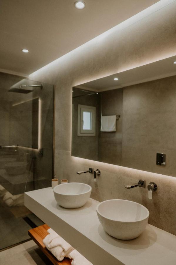 Butterfly - Heated Private Pool & Jacuzzi Vila
