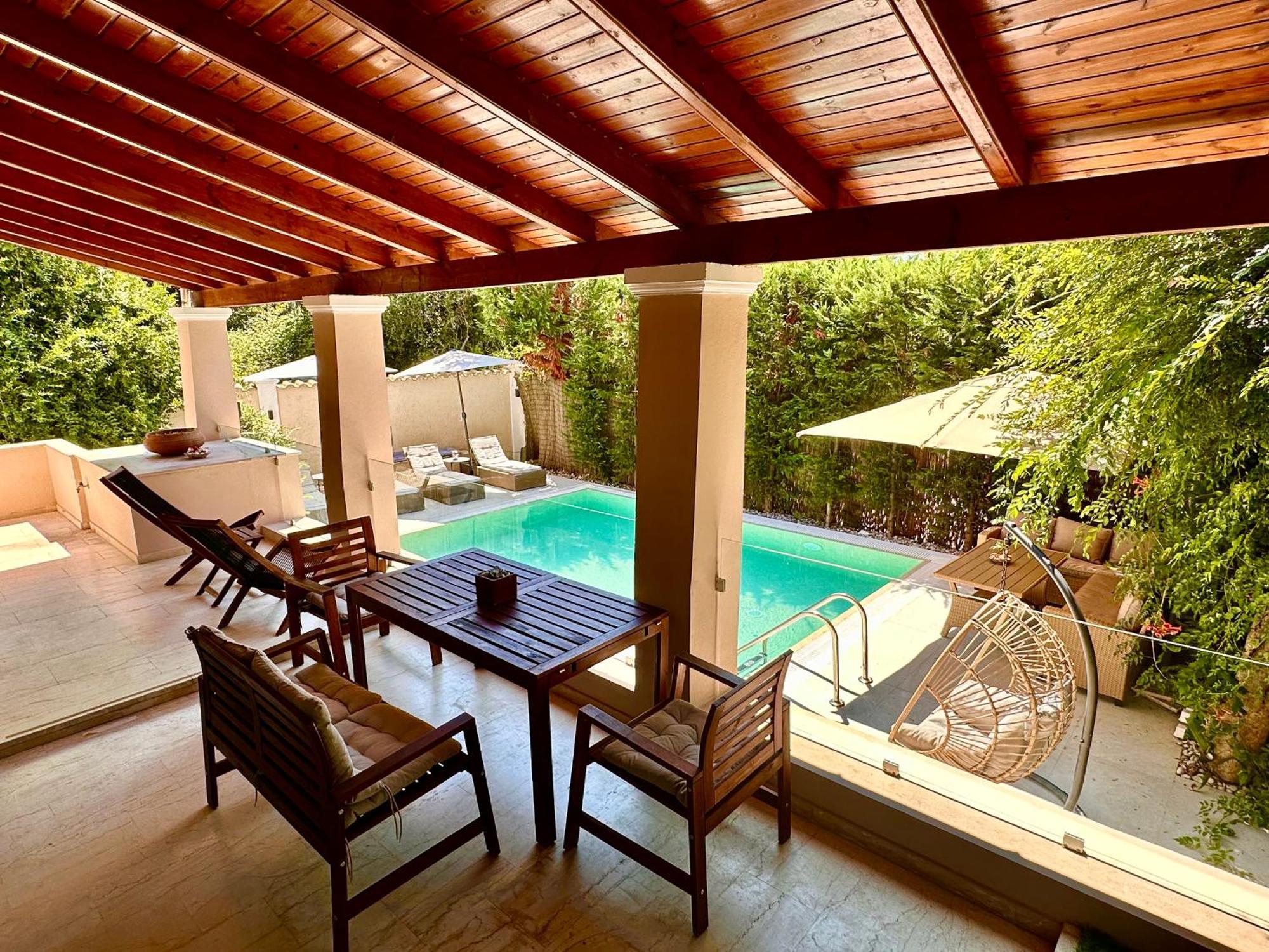 Vila Butterfly - Heated Private Pool & Jacuzzi *